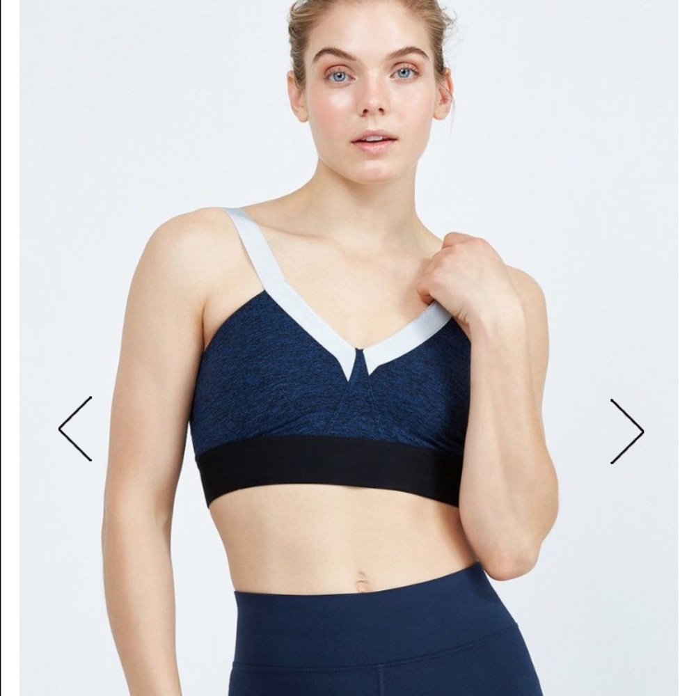 NEW • Heroine Sport • V Sports Bra Blue Black L